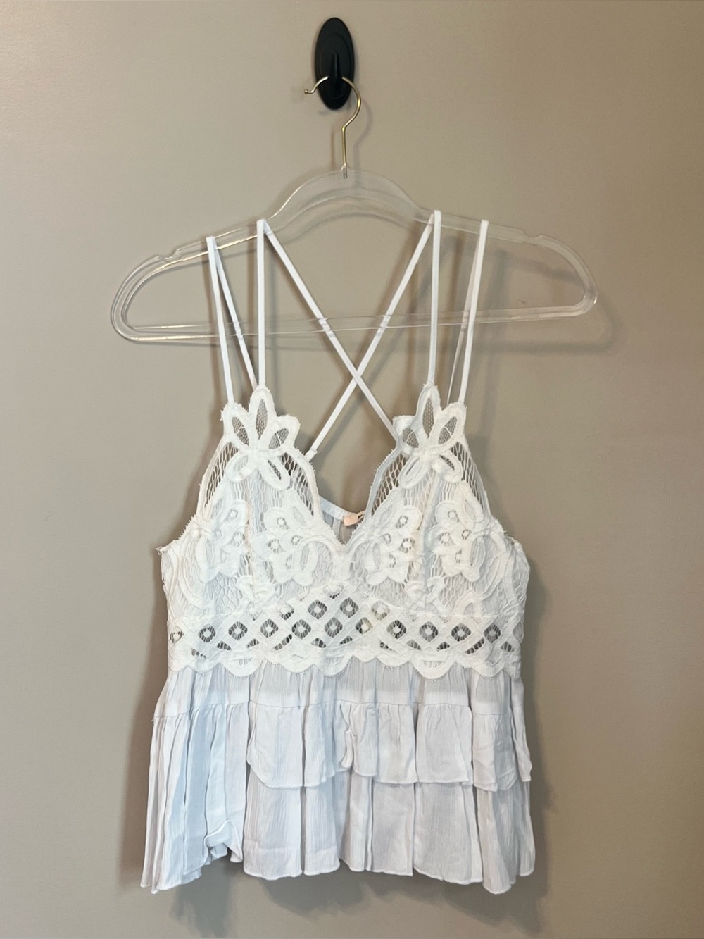 NWT Francesca’s tank top - size L